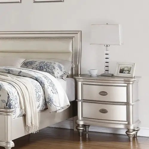 Classic Bedroom Elegant Nightstand Beige White Finish Or Antique Silver 2-Drawers Bed Side Table Plywood